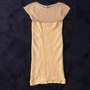 White lace fitted dress